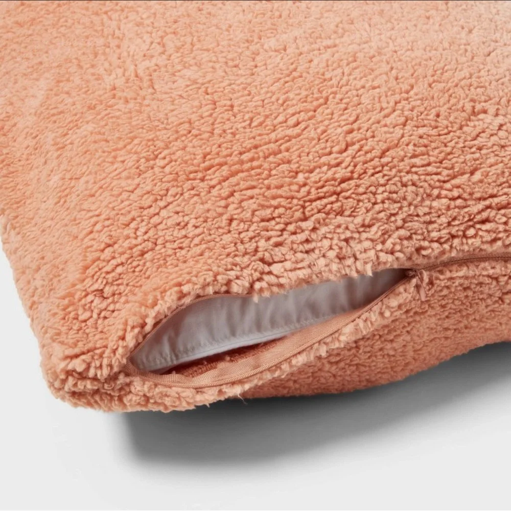 Room Essentials Plush Sherpa Throw Blanket in Peach